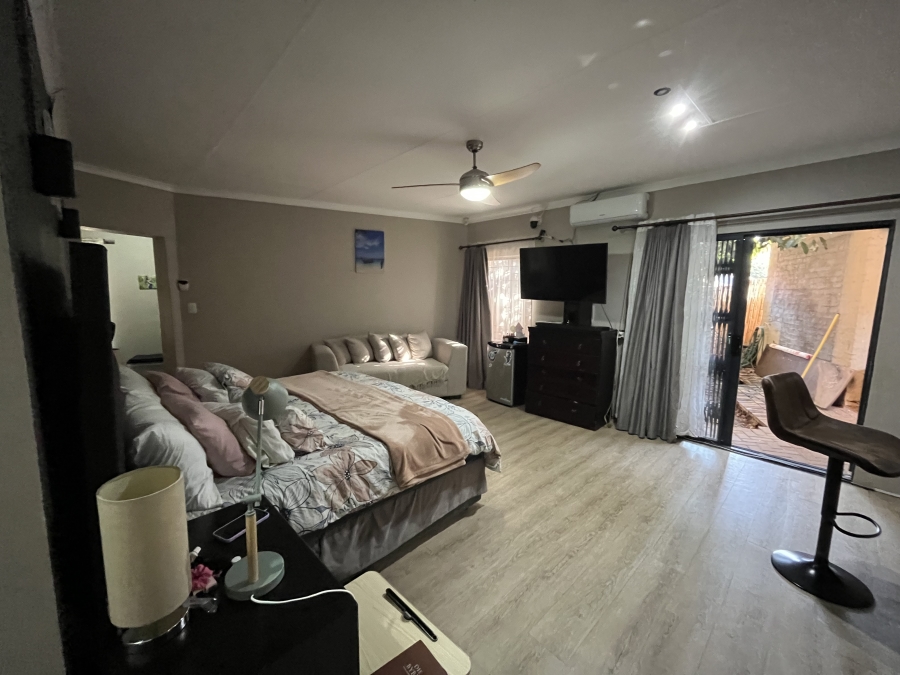 3 Bedroom Property for Sale in Safari Gardens North West